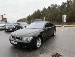 Svart Begagnad 2002 BMW 745 Sedan | 39 900 kr
