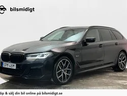 Svart Begagnad 2021 BMW 530e M Sport Kombi | 338 900 kr (Marknadspris)