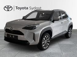 Silver Ny 2025 Toyota Yaris Cross Active SUV | 343 800 kr (Lite dyr)