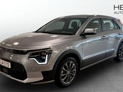 Grå (grey) Begagnad 2024 Kia e-Niro SUV | 349 900 kr (Lite dyr)