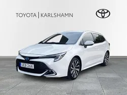 Vit Begagnad 2023 Toyota Corolla Style Kombi | 279 000 kr (Marknadspris)