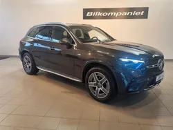 Grå Begagnad 2025 Mercedes GLC300e AMG SUV | 729 900 kr (Marknadspris)