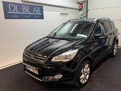 Svart Begagnad 2013 Ford Kuga Titanium SUV | 99 800 kr (Marknadspris)