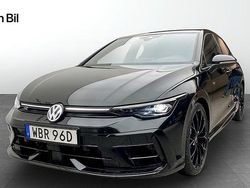 Svart Begagnad 2024 VW Golf VIII Style Kombi | 549 900 kr