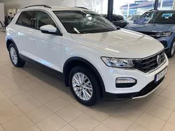 Vit Begagnad 2020 VW T-Roc Style SUV | 229 900 kr (Bra pris)