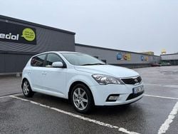 Begagnad 2011 Kia Ceed Halvkombi | 50 000 kr (Bra pris)