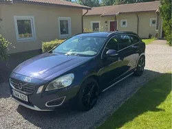Blå Begagnad 2013 Volvo V60 Momentum Kombi | 80 000 kr (Bra pris)