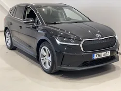Svart (black magic metallic) Begagnad 2022 Skoda Enyaq iV SUV | 369 000 kr (Superpris)