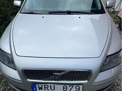 Grå Begagnad 2005 Volvo V50 Kombi | 29 500 kr (Marknadspris)