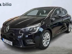 Svart Begagnad 2022 Renault Clio V Intens Halvkombi | 139 000 kr (Marknadspris)