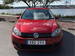 Röd Begagnad 2010 VW Golf VI Halvkombi | 44 000 kr (Marknadspris)