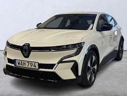 Vit Begagnad 2023 Renault Mégane Equilibre Halvkombi | 219 000 kr (Superpris)