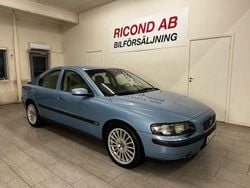 Blå Begagnad 2003 Volvo S60 Sedan | 59 900 kr (Dyr)
