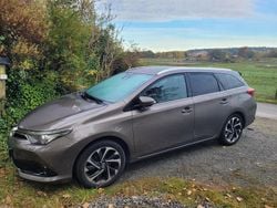 Grå Begagnad 2016 Toyota Auris Touring Sports Active Kombi | 92 000 kr (Bra pris)