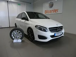 Vit Begagnad 2016 Mercedes B180 Minibuss | 177 900 kr (Lite dyr)
