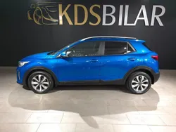 Blå Begagnad 2021 Kia Stonic Advance SUV | 179 900 kr (Marknadspris)