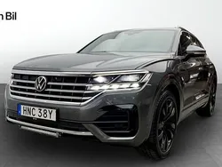 Grå Begagnad 2022 VW Touareg Executive SUV | 554 900 kr (Marknadspris)