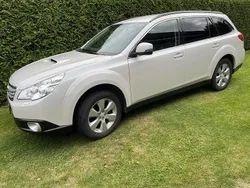 Vit Begagnad 2012 Subaru Outback SUV | 67 900 kr (Marknadspris)