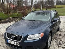 Begagnad 2008 Volvo V70 Kombi | 39 000 kr (Marknadspris)
