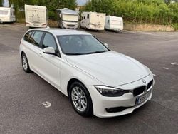 Vit Begagnad 2015 BMW 320 Kombi | 148 900 kr (Bra pris)