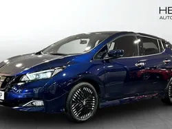 Mörkblå (blue) Begagnad 2022 Nissan Leaf N-Connecta Halvkombi | 209 900 kr (Marknadspris)