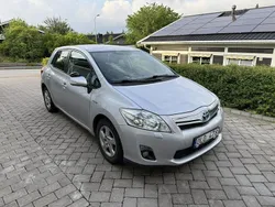 Silver Begagnad 2010 Toyota Auris Hybrid Plus Halvkombi | 89 999 kr (Lite dyr)