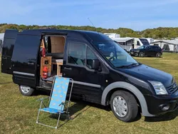 Svart Begagnad 2010 Ford Transit | 75 000 kr