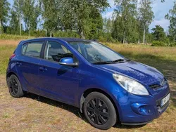 Blå Begagnad 2011 Hyundai i20 Select Halvkombi | 28 000 kr (Bra pris)