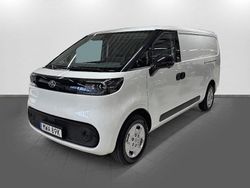 Vit Ny 2025 Maxus eDeliver 5 Van | 373 750 kr