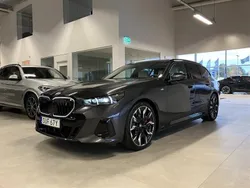 Grå/silver Begagnad 2024 BMW i5 Efficient Dynamics Sedan | 869 800 kr