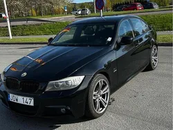 Svart Begagnad 2009 BMW 325 Comfort Edition Sedan | 79 999 kr (Bra pris)