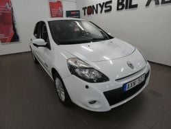 Flerfärgad (vit) Begagnad 2010 Renault Clio R.S. Halvkombi | 39 900 kr (Marknadspris)