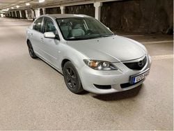 Begagnad 2004 Mazda 3 Sedan | 15 000 kr (Bra pris)