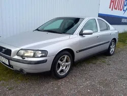 Grå Begagnad 2004 Volvo S60 Business Edition Sedan | 21 900 kr (Marknadspris)