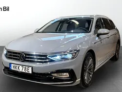 Grå Begagnad 2022 VW Passat Executive Kombi | 334 900 kr (Marknadspris)
