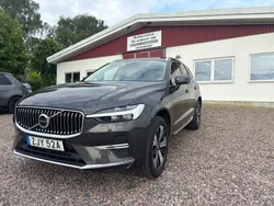 Grå Begagnad 2022 Volvo XC60 Momentum SUV | 419 000 kr (Marknadspris)