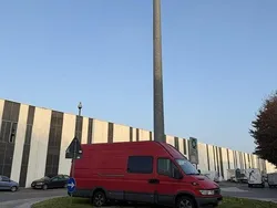 Röd Begagnad 2006 Iveco Daily Van | 64 999 kr (Marknadspris)
