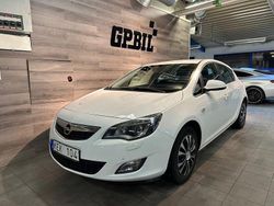 Vit Begagnad 2011 Opel Astra Enjoy Halvkombi | 59 000 kr (Marknadspris)