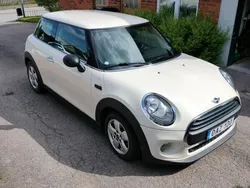 Vit Begagnad 2015 Mini ONE Pepper Halvkombi | 104 900 kr (Marknadspris)