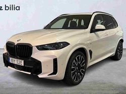 Vit Begagnad 2025 BMW X5 SUV | 1 019 900 kr