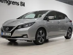 Grå/silver Begagnad 2021 Nissan Leaf Tekna Halvkombi | 184 900 kr (Bra pris)