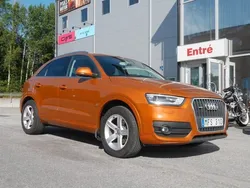 Orange Begagnad 2012 Audi Q3 Comfort SUV | 139 900 kr (Marknadspris)