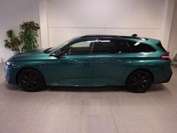 Blå Begagnad 2024 Peugeot 308 GT Kombi | 249 900 kr (Marknadspris)