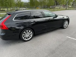 Svart Begagnad 2019 Volvo V90 Momentum Kombi | 220 000 kr (Marknadspris)