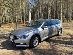 Silver Begagnad 2015 VW Passat Kombi | 110 000 kr (Dyr)