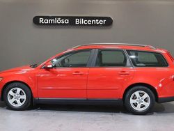 Röd Begagnad 2009 Volvo V50 Kinetic Kombi | 39 900 kr (Marknadspris)