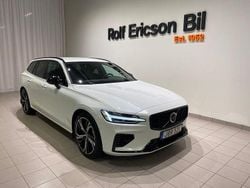 Vit Begagnad 2025 Volvo V60 Plus Kombi | 499 500 kr (Marknadspris)