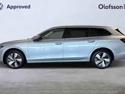Silver Begagnad 2024 VW Passat Kombi | 389 000 kr
