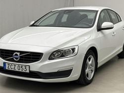 Vit Begagnad 2018 Volvo S60 Standard Sedan | 168 000 kr (Bra pris)