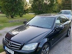 Svart Begagnad 2009 Mercedes C250 Avantgarde Sedan | 32 600 kr (Superpris)